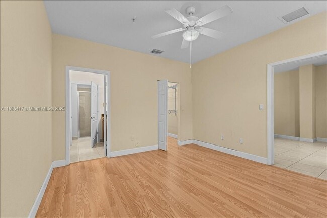 Building Photo - 1048 SW 147th Ave