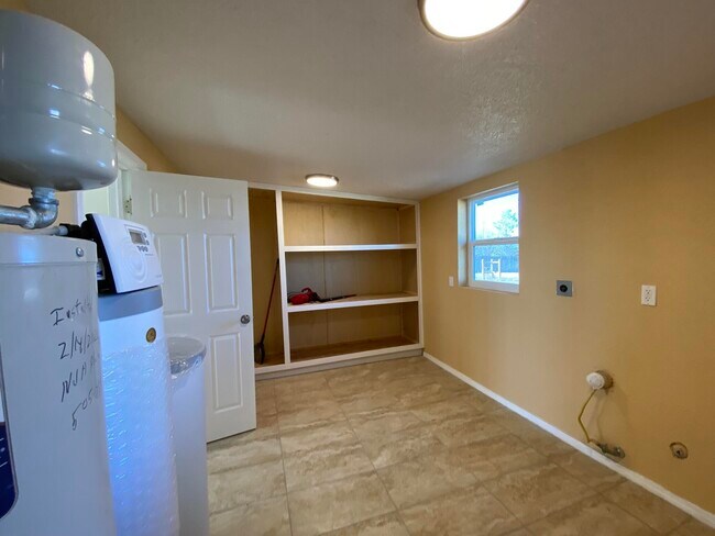 Building Photo - 72 Aspen Dr