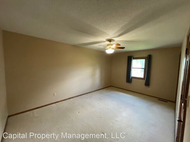 Building Photo - 4 br, 2.5 bath House - 4333 Live Oak Blvd