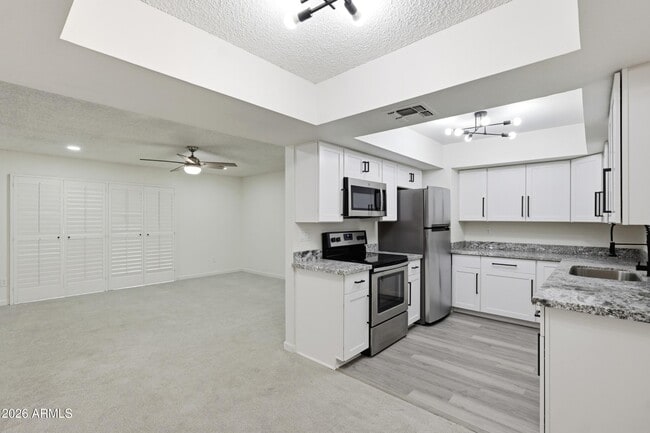 Building Photo - 4444 E Paradise Village Pkwy N