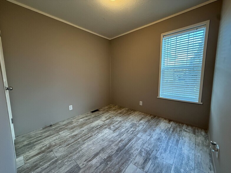 Building Photo - 11786 Cascade Cir