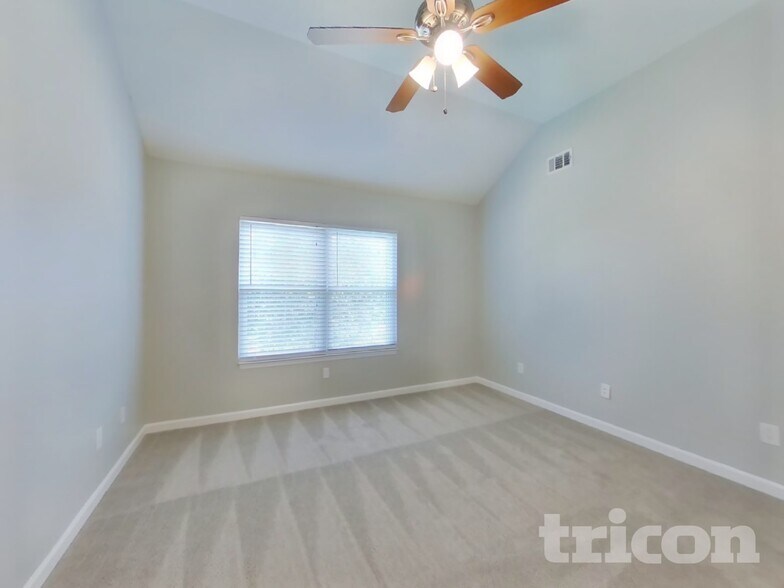 Building Photo - 1603 Covington Ct