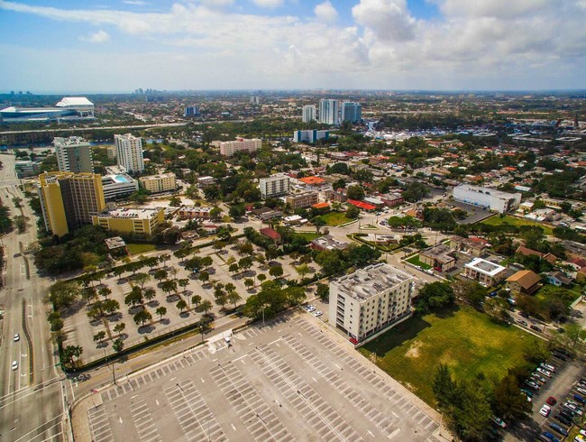 Building Photo - Cedars Apartments