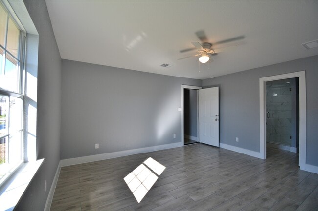 Building Photo - 3335 Lafferty Rd