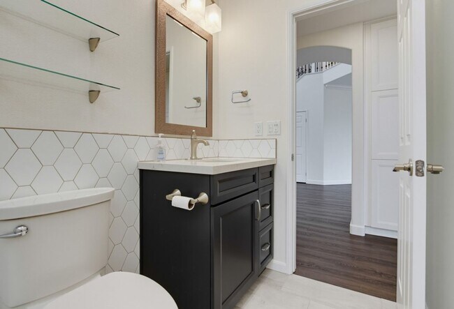 Building Photo - 3239 Canyon View Dr