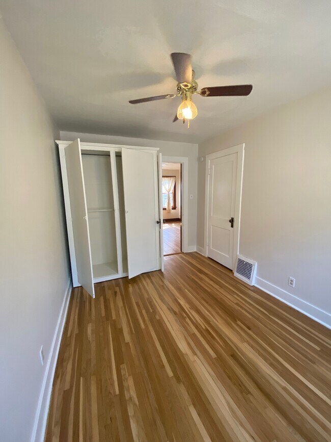 Building Photo - 335 E Elizabeth St