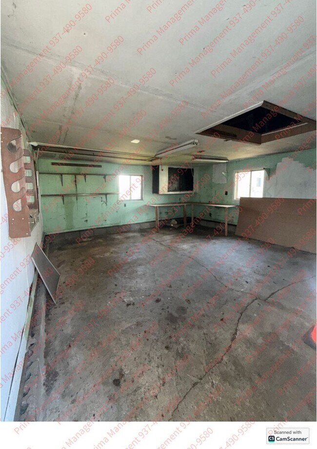 Building Photo - Great 3 bed 1 bath with large space recently updated near Cleveland Park