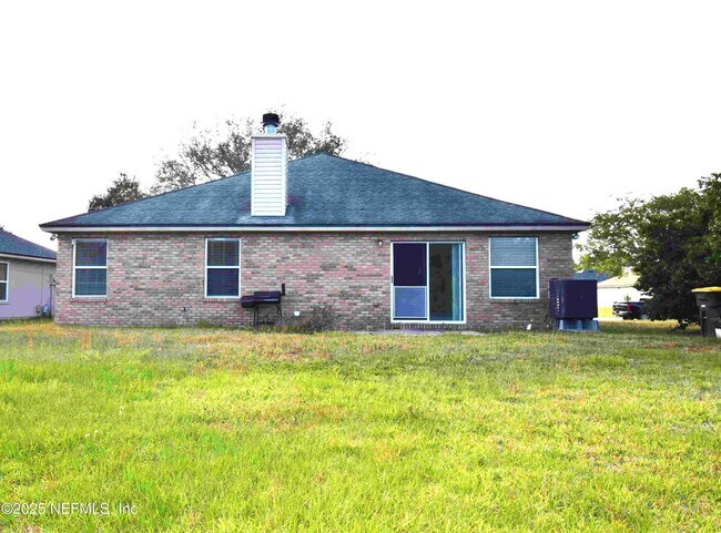 Building Photo - 9338 Prosperity Lake Dr