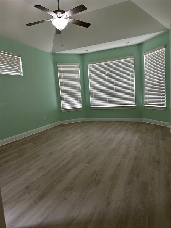 Building Photo - 4237 Privacy Hedge St