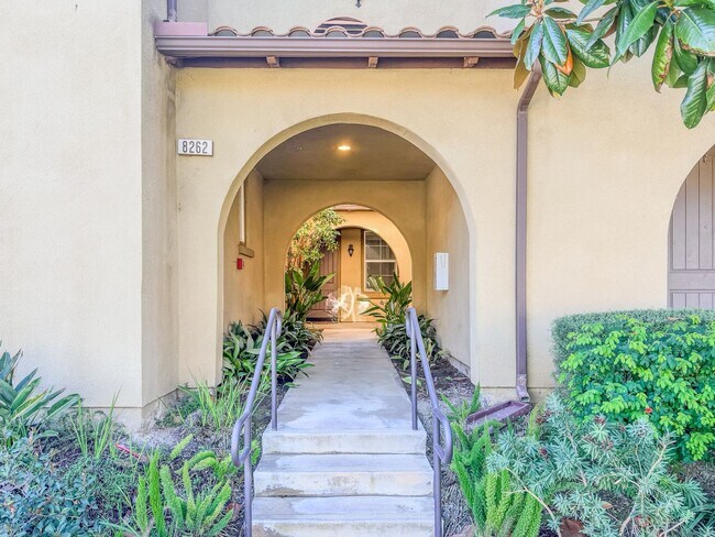 Building Photo - 8262O | Citrus Walk in Ventura | Unfurnished