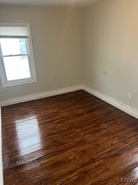 Building Photo - 124 River St