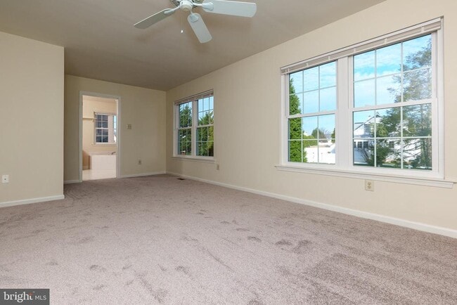 Building Photo - 411 Old Lincoln Hwy