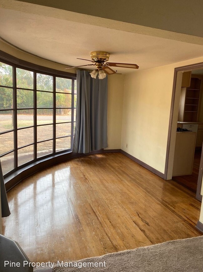 Building Photo - 2 br, 1 bath House - 2571 Center Waverly A...