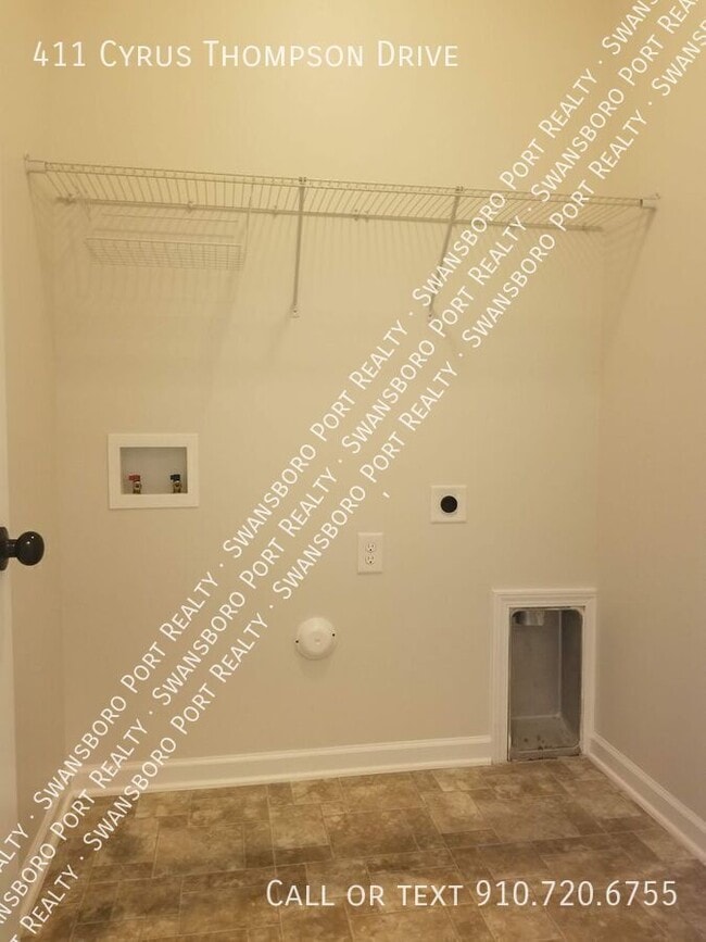 Building Photo - 411 Cyrus Thompson Dr