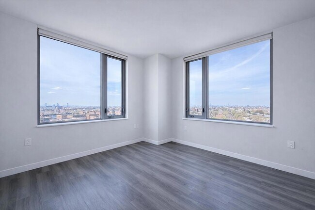 Building Photo - 1524 Sheepshead Bay Rd