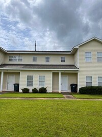 Building Photo - Courtyard Subdivision