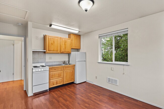 Building Photo - 4724 S Findlay St