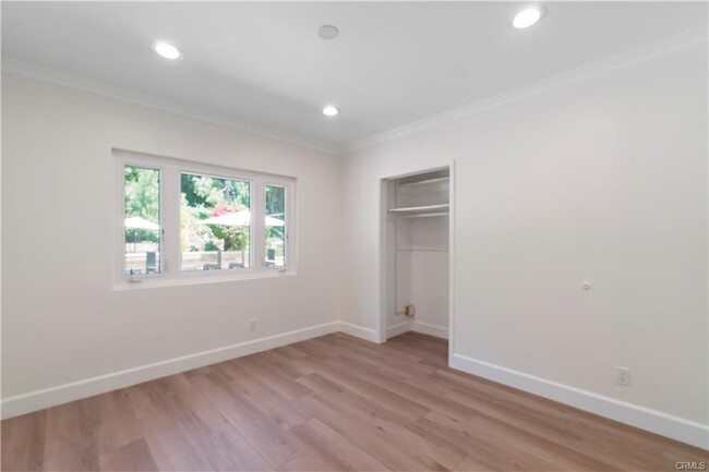 Downstairs bedroom - 4575 Totana Dr