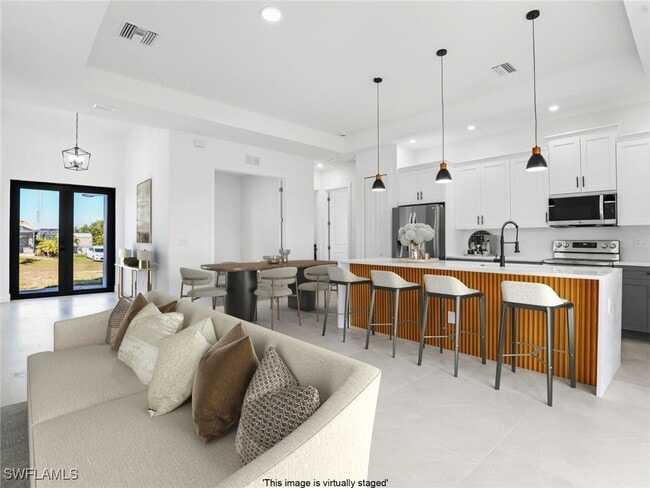 Building Photo - 1913 NW 24th Ave