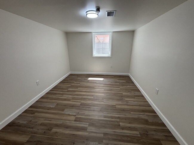 Building Photo - Newly Rehabbed 4-bed home in Gary!