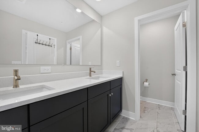 Building Photo - 1808 Parham Cir
