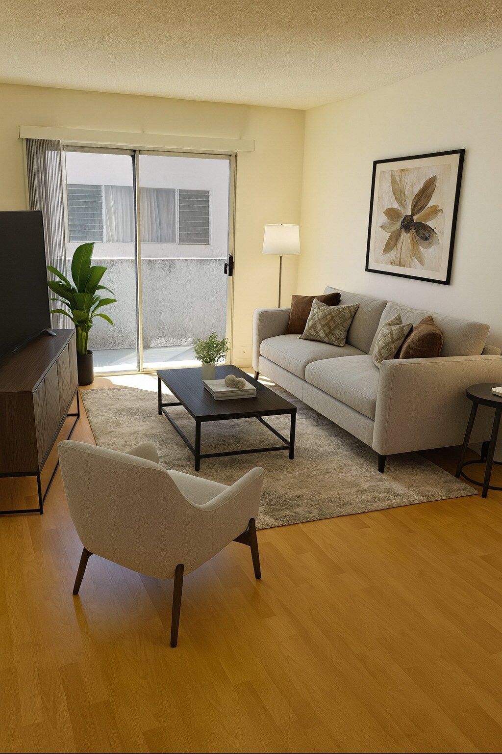 Building Photo - 515 S Harvard Blvd