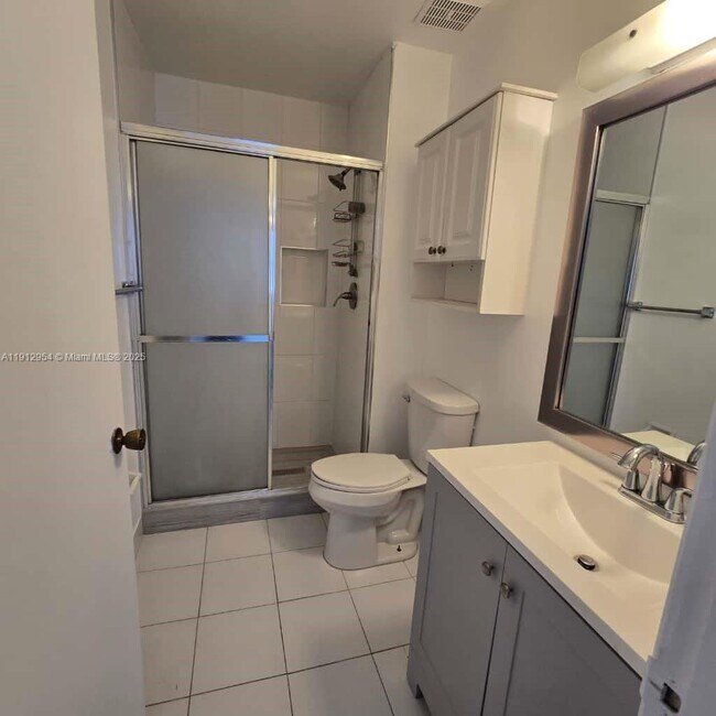 Building Photo - 15332 SW 72nd St