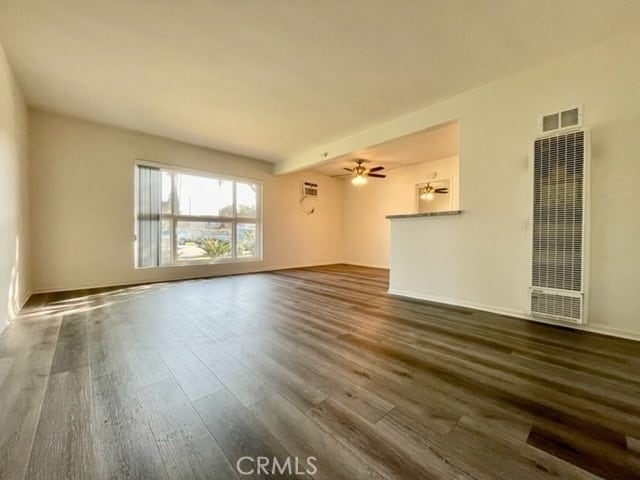 Building Photo - 1811 W Sallie Ln