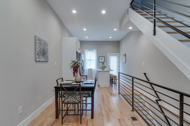 Building Photo - Brand New Luxury Home Brewerytown