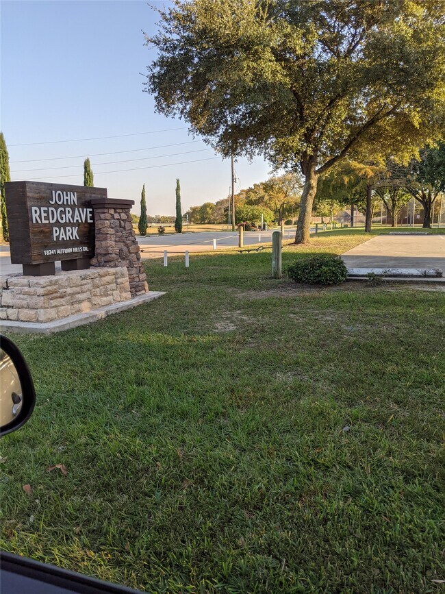 Building Photo - 18115 Poppy Trails St