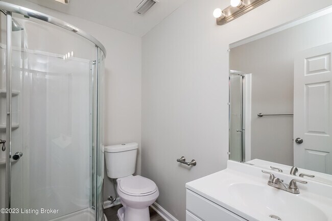 Building Photo - 6604 Rob Roy St