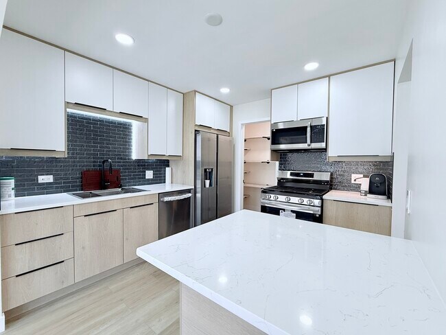 Building Photo - 98 Marble Hill Ct