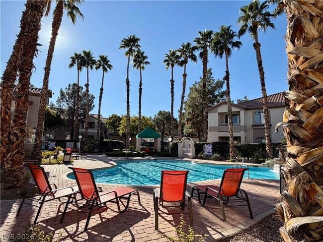 Building Photo - 75 N Valle Verde Dr