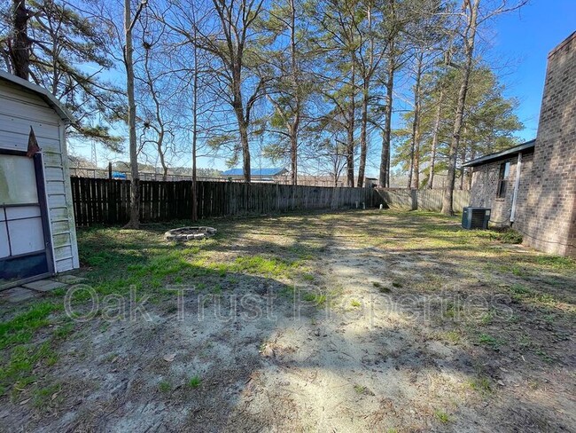 Building Photo - 103 Cambell Ct