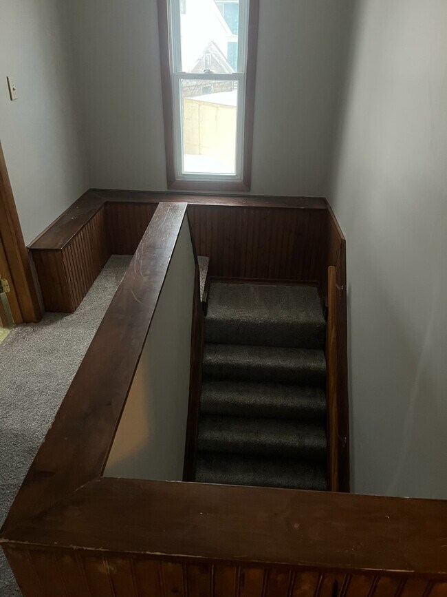 Building Photo - 156 Leach Ave