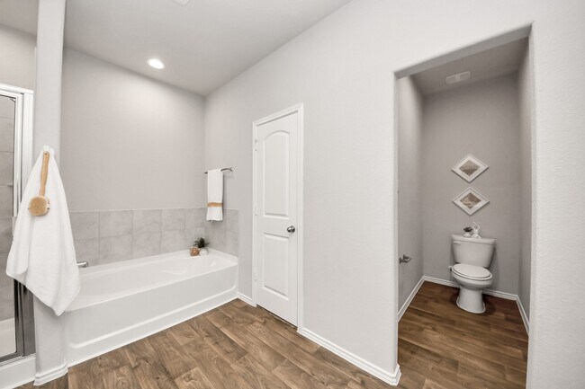 Building Photo - 21234 Bellaria Summit Trail