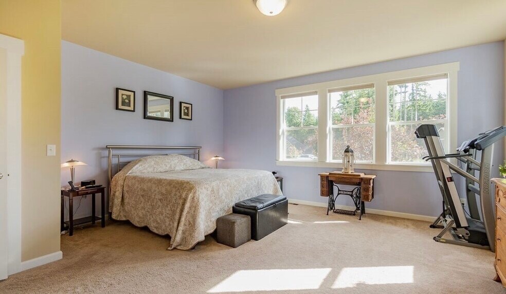 Building Photo - 26608 12th Dr NW