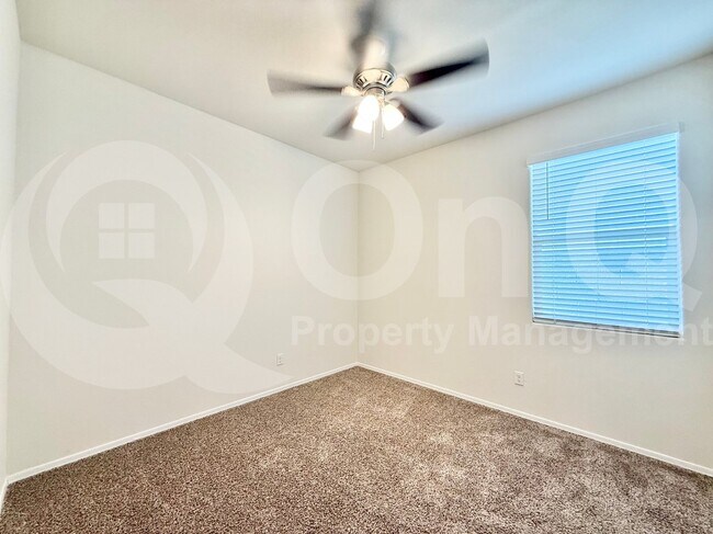 Building Photo - 3028 S 78th Dr