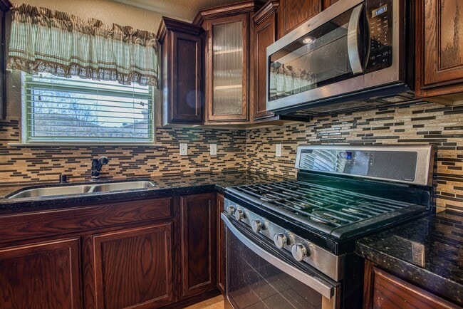 Building Photo - Beautiful Corner lot House