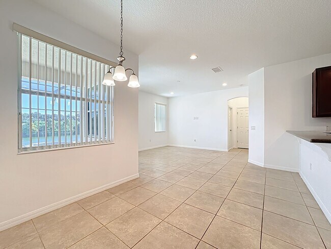 Building Photo - Pool Home-Bella Lago-3786 Eagle Isle Kissimmee FL 34746