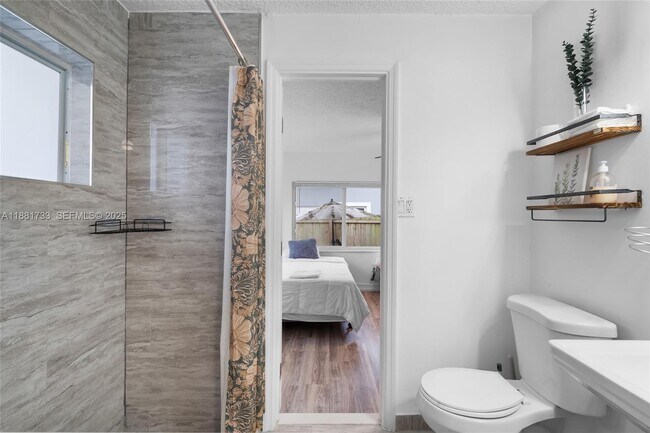 Building Photo - 1850 NW 92nd St