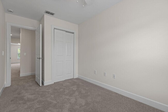 Building Photo - 52 Bald Eagle Ct
