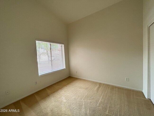 Building Photo - 8571 W Vogel Ave