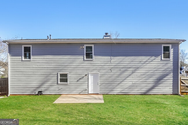 Building Photo - 369 Hillridge Dr