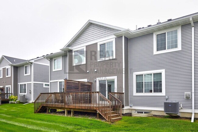 Building Photo - 9654 Turnpoint Dr