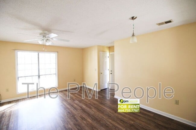 Building Photo - 13 Pointer Ln