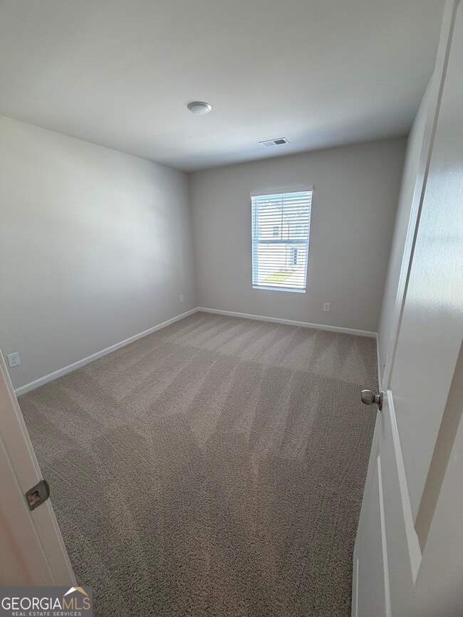 Building Photo - 6389 Sundowner Pl