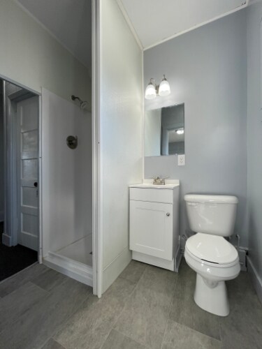 Building Photo - 404 Scammel St