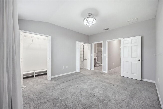 Building Photo - 30138 Southwell Ln