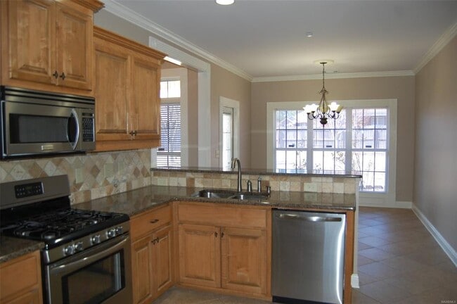 Building Photo - 108 Crenshaw Ct